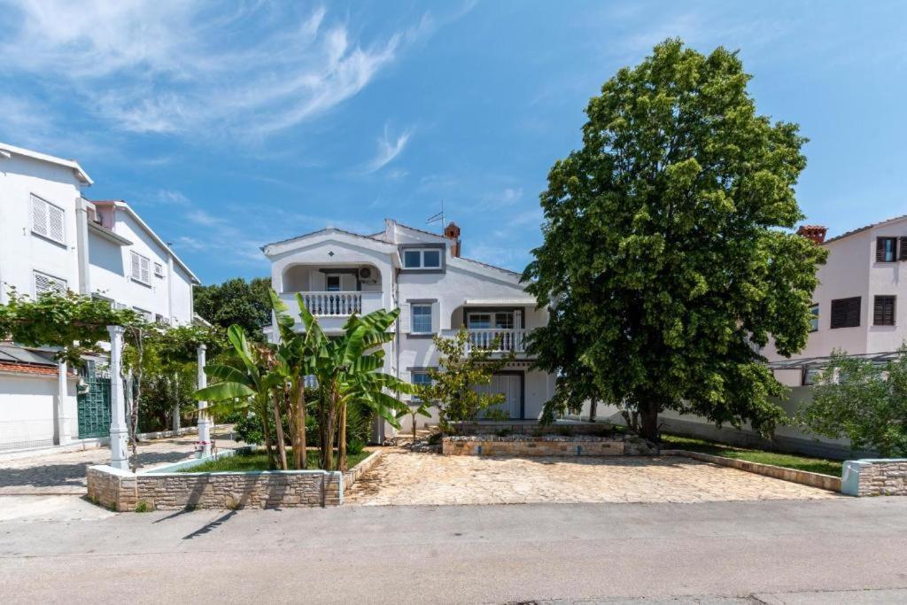 Villa Lucija Пиешчана Увала Екстериор снимка