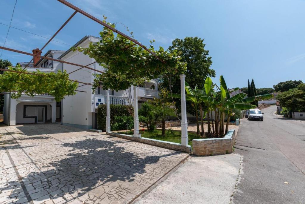 Villa Lucija Пиешчана Увала Екстериор снимка